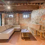 Villa Leone By Mmega Collodi