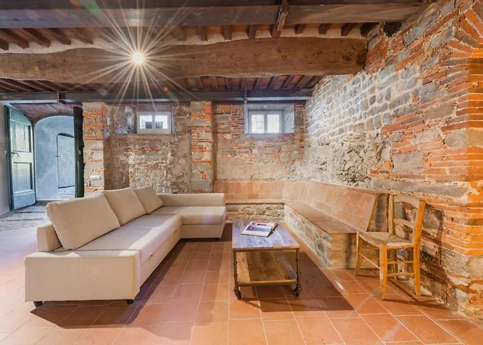 Villa Leone By Mmega Collodi